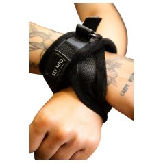 Sei Mio - handfängsel korsmodell - svart
