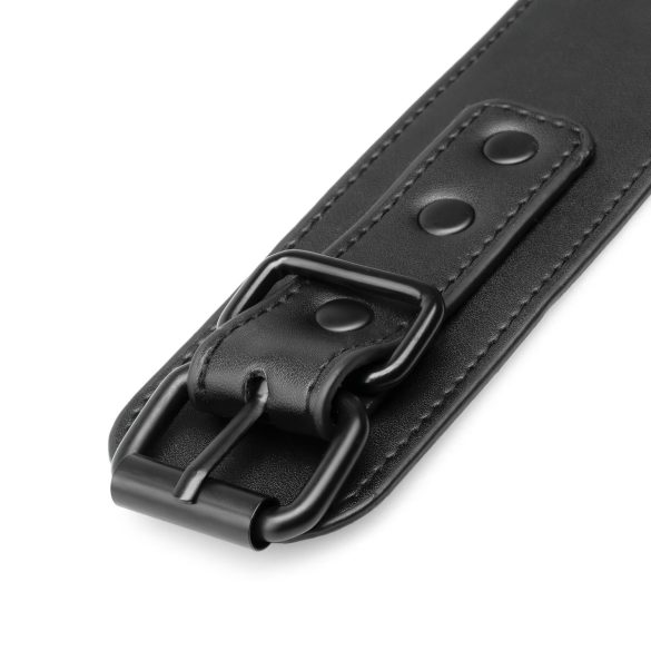 Bedroom Fantasies - fotbojor med kedja - svart