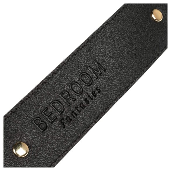 Bedroom Fantasies - BDSM set med 11 delar - förvaringsväska svart